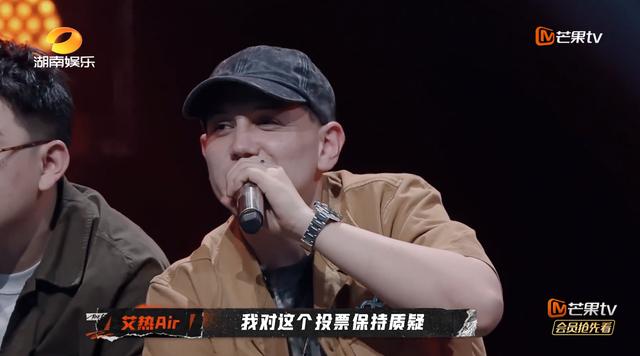 10个晋级Rapper赢不了5个被淘汰的，这是在打导师的脸吗？