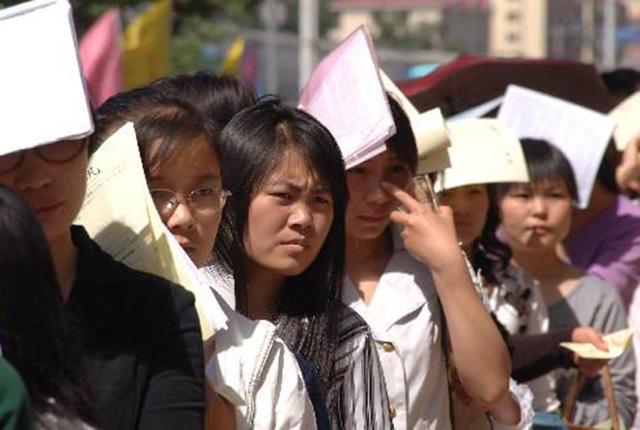 经济持续增长，就业压力却越来越大？未来中国就业越来越难？