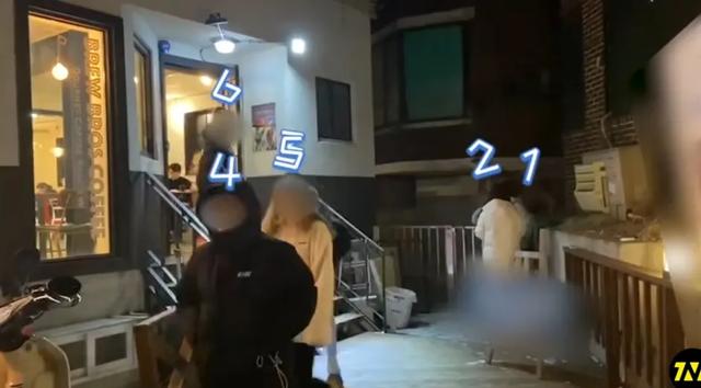 装追踪器追王一博，贴身撩骚小岳岳，私生饭疯起来谁都招架不住