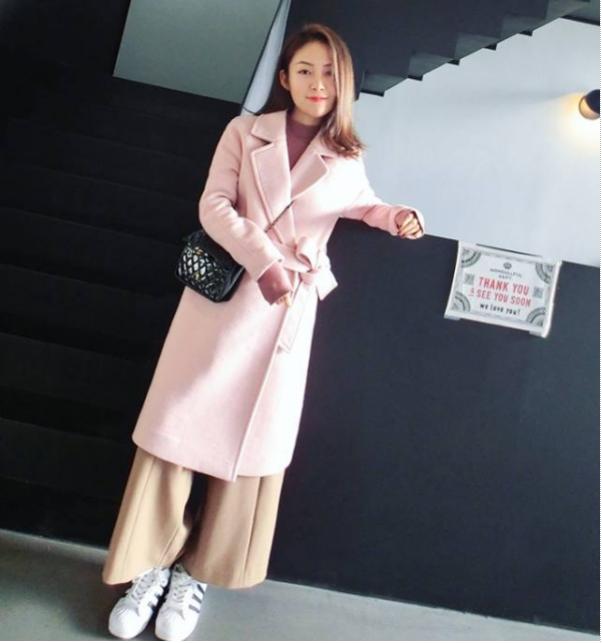 中年女性怎么穿“粉色”？从以下3个搭配窍门入手，高级又显年轻