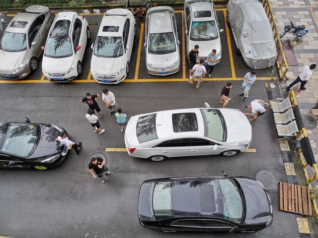 一臉問號來，信心滿滿離開！來這學二手車檢測技術(shù)值了