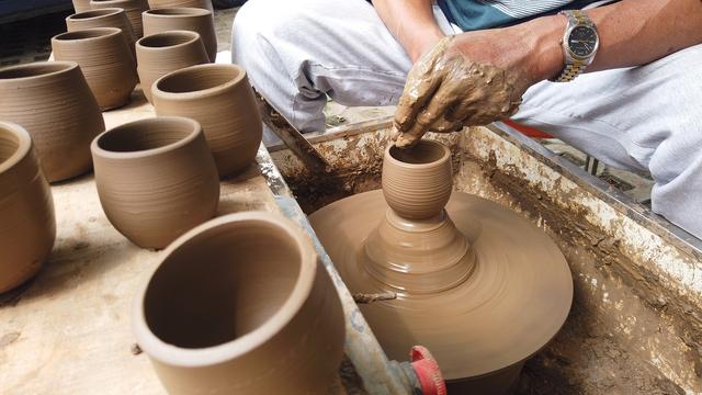制陶工艺流程(烧制陶瓷工艺流程)