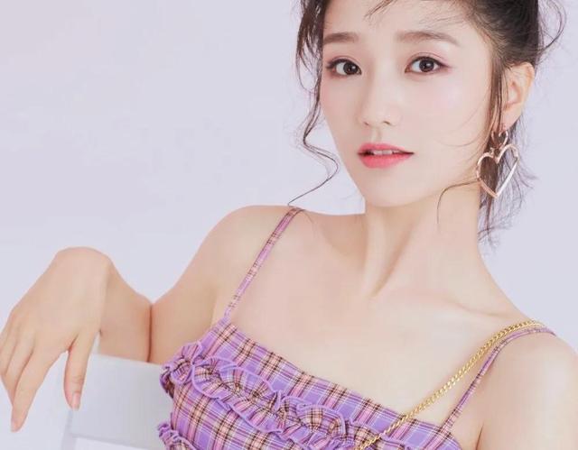 Beautiful actress: Xiao Yan - iNEWS