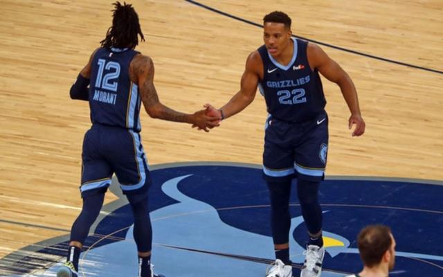 The 30th pick welcomes spring!Bane loses to Magic with 33 points, and ...