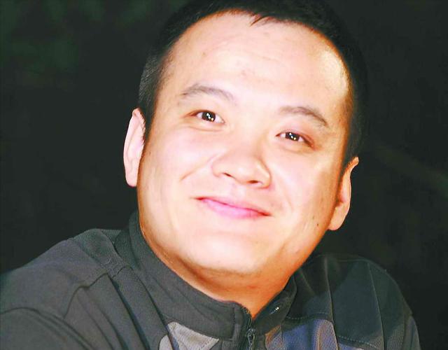 20 years ago, Ning Hao spent 25,000 yuan to ask Liu Hua to shoot "Crazy ...