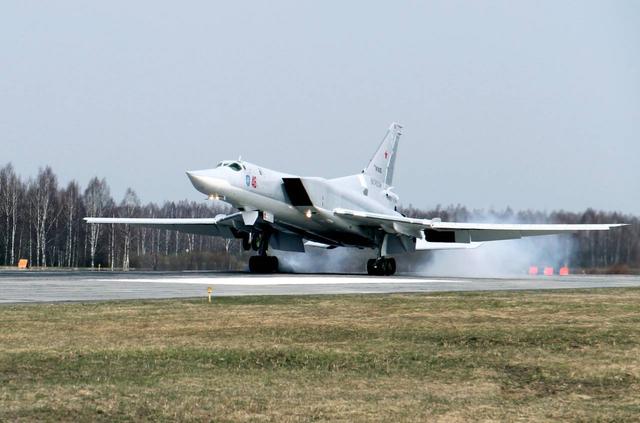 Russia reactivates FAB-3000 aerial bombs in Mariupol - iNEWS