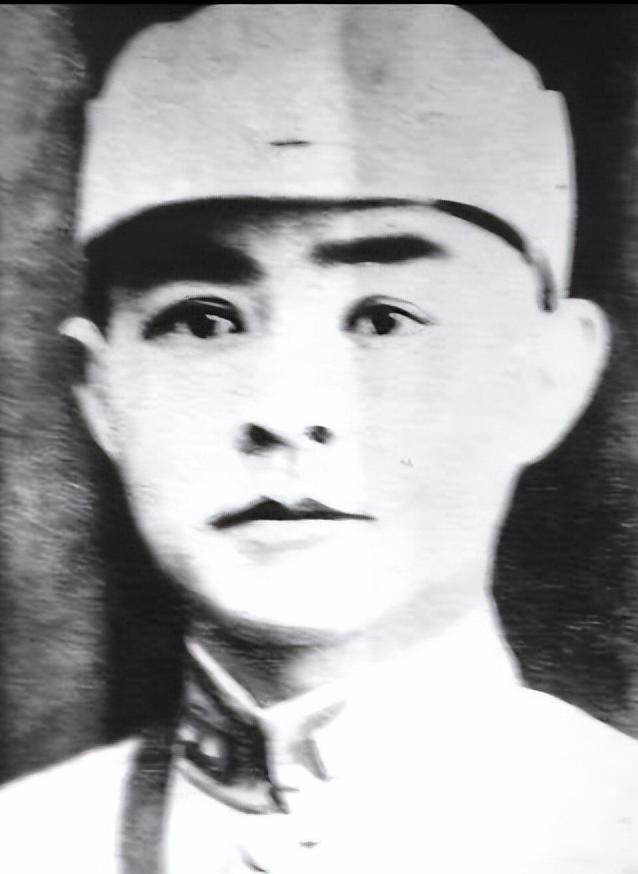 The Japanese army solemnly saluted the fallen Zhang Zizhong iNEWS