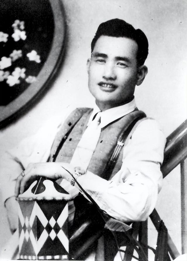 In 1948, the famous general Hua Ye stayed at a farmhouse, but was ...