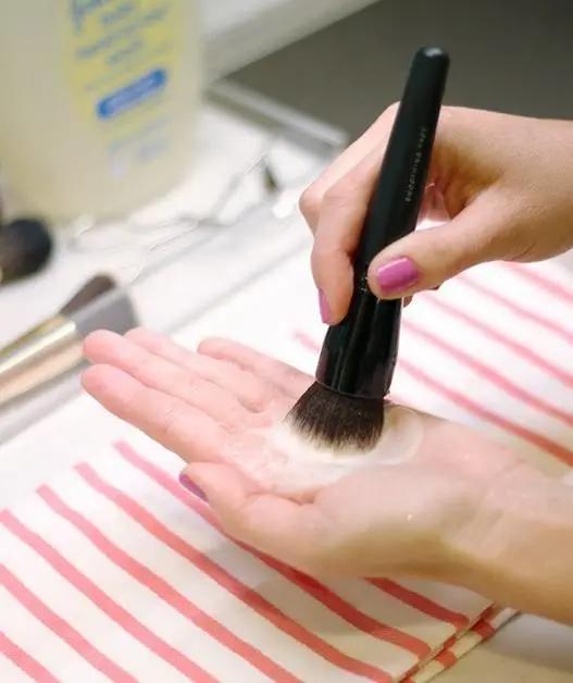 What is the correct way to use lotion? iNEWS