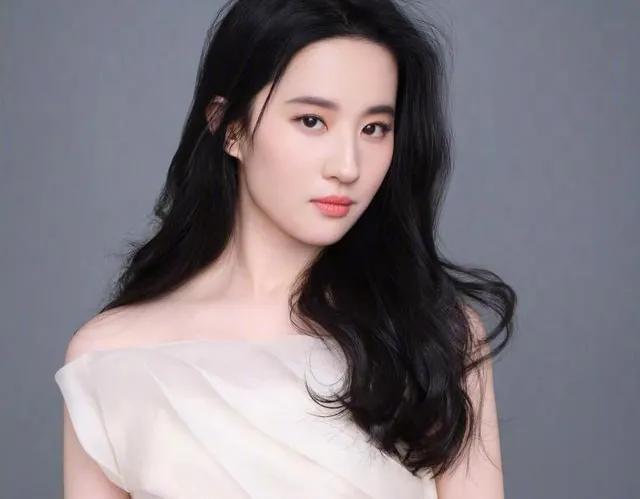 Beauty Liu Yifei - The waist is chic, the soul is beautiful to the ...