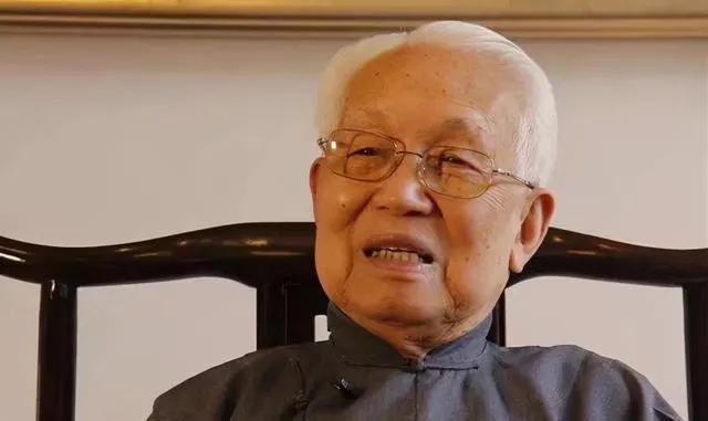 Fok Yingdong's royal Feng Shui teacher before his death: Li Ka-shing ...