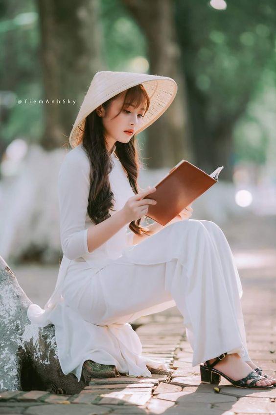 What are the benefits of a hotel "waterbed"?Why is it so popular with