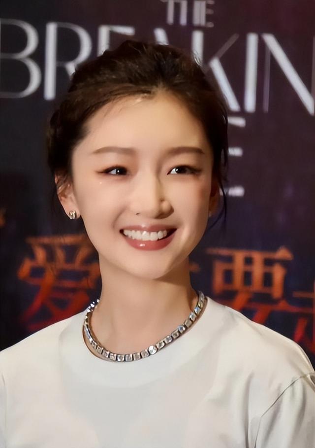 Zhou Dongyu has finally turned into a white swan, can Liu Haoran resist ...