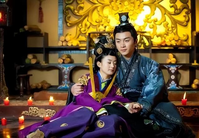 Comparing the legend of Lu Zhen 10 years ago, Xiao Transparent turned ...