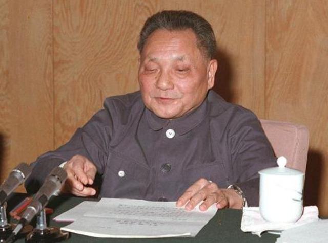 86-year-old Deng Xiaoping visited his wife's grave and said to his ...