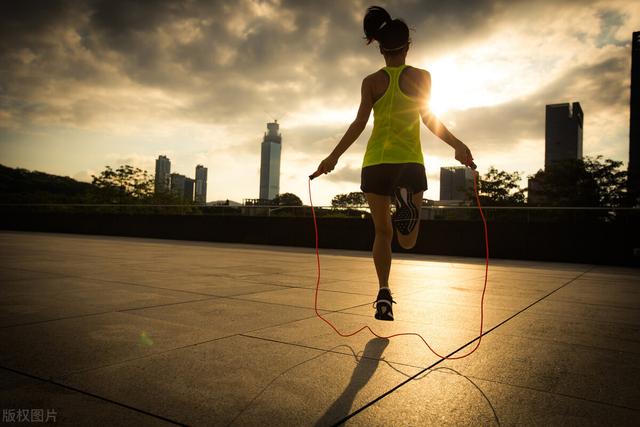Jog Rope Can jumping rope lose weight? Diet for weight loss! - iNEWS