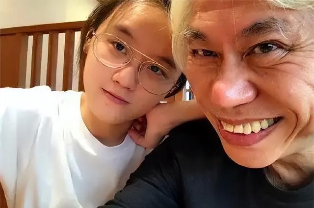 Lin Jingen: Falling in love with my father and friend who is 40 years ...