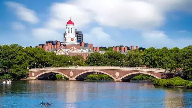 有哪些美食城市适合大学生去旅游