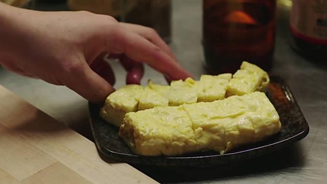 电影深夜食堂里的鸡蛋卷怎么做