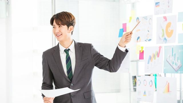 【热门】经理的竞聘演讲稿