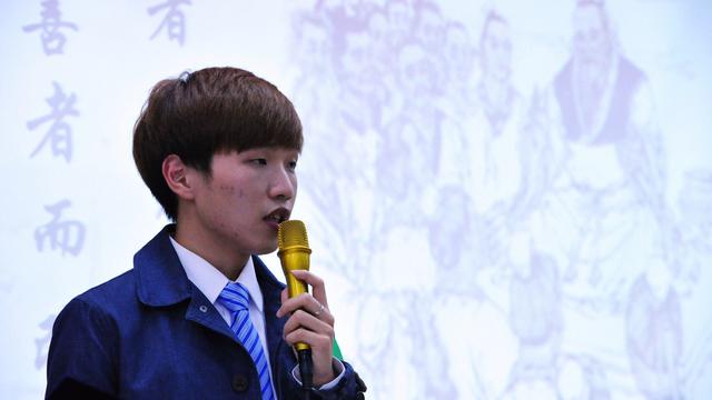 大学生社团竞选演讲稿