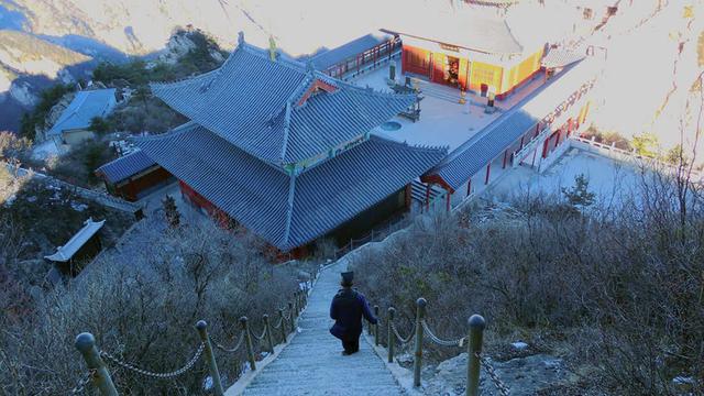 《寄全椒山中道士》唐诗译文及赏析