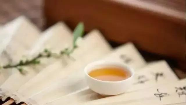 形容时光飞逝的古诗句七言