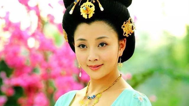 描写杨玉环的诗句有