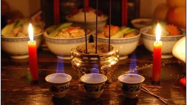中元节放河灯的诗句唯美