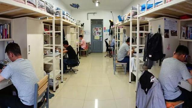 信阳学院宿舍片条件
