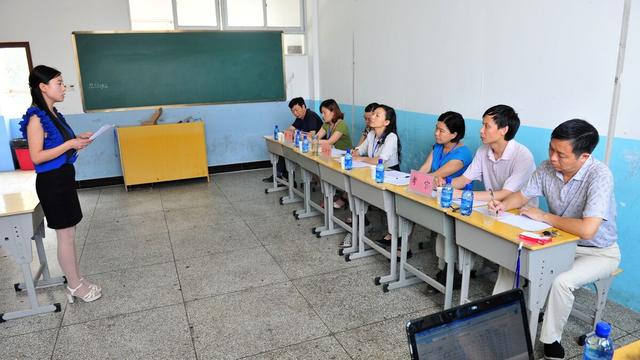 小壁虎借尾巴教学设计