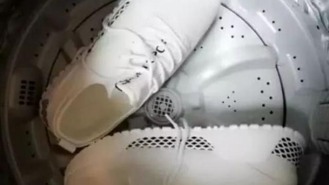 洗衣机可以洗鞋子吗