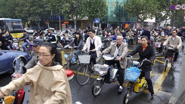 关于我国人口问题的作文700字