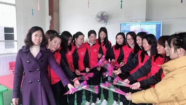 三八妇女节感恩的话怎么写给老师
