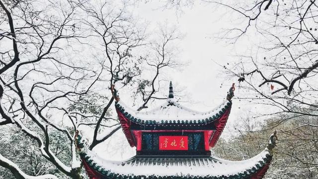 关于冬至的简短古诗词