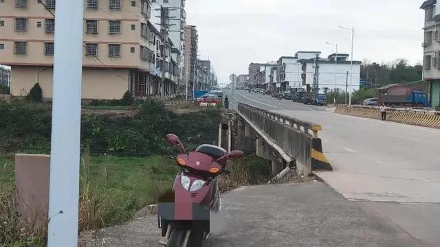 绿色出行初三英语作文