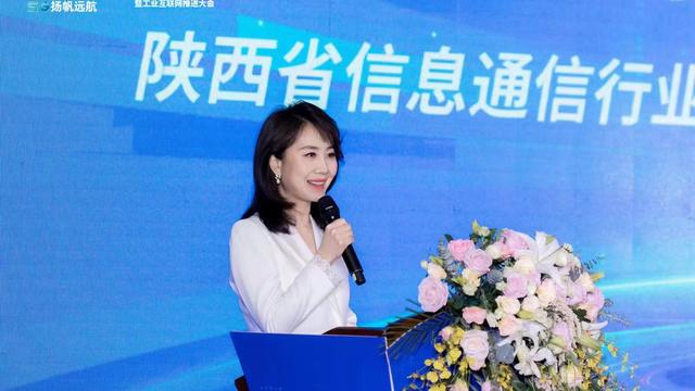 小公司年会开场白范文通用
