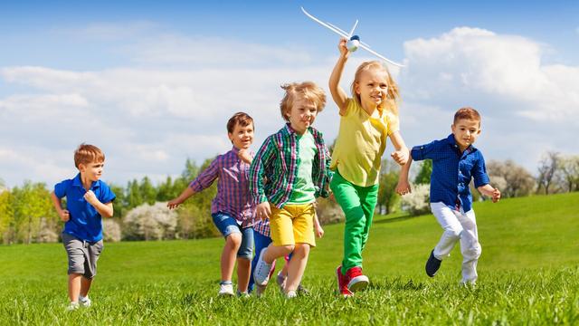 小学生跑步的正确姿势动作