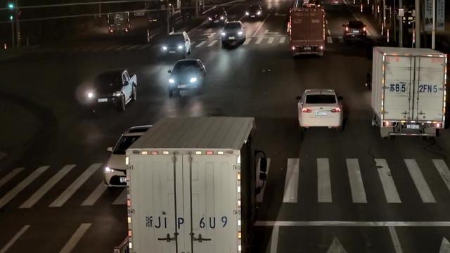 油门当刹车10篇