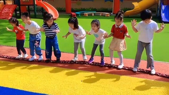 幼儿园宝宝的识字游戏