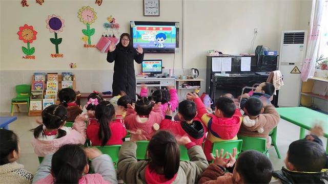 幼儿园错峰开学方案通知