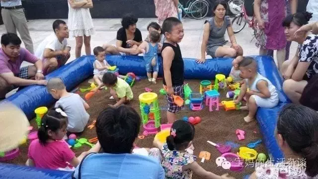 適合廣場的地攤小項目
