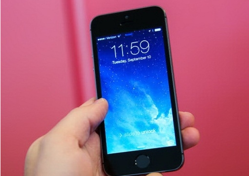 iPhone5s旗舰级降至1599，三年前的型号，还会继续下手吗？