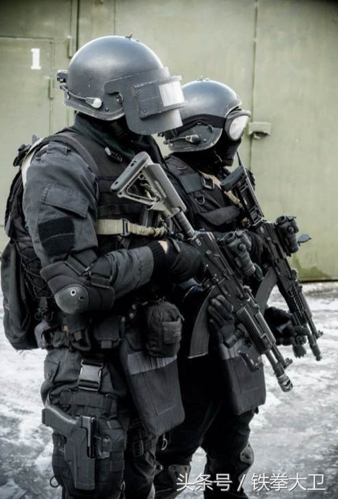 美军也为之“叹服”的防弹头盔 阿尔法特种兵“电焊盔”与众不同