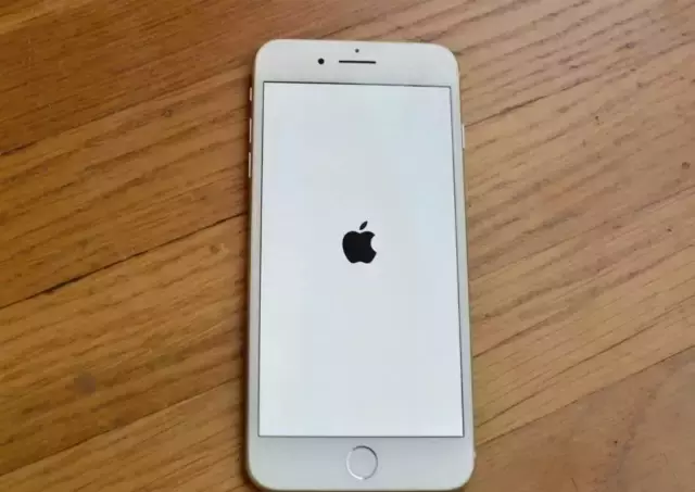 这一定就是你关心的！iPhone官方回应iPhone待机恶性事件