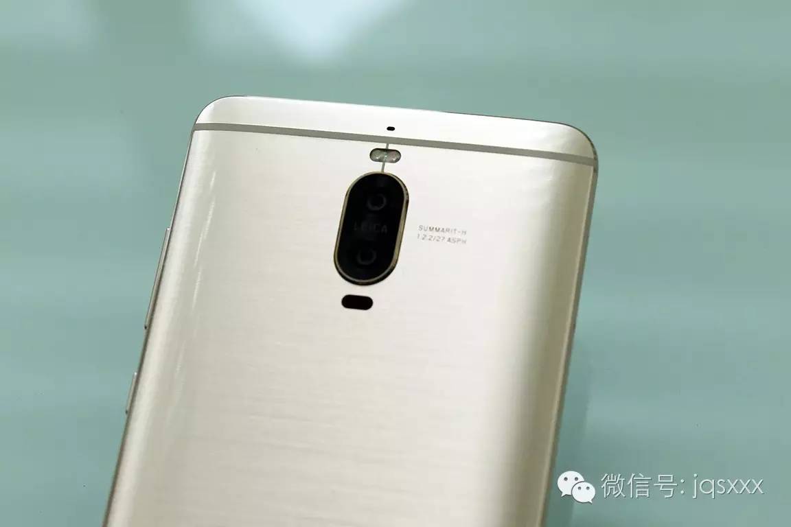 看真机！玛莎拉蒂版层次感爆棚 华为公司Mate 9 Pro标准图集