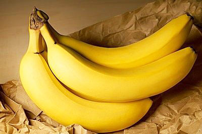吃香蕉好处多，但不宜吃多，小心5大危害缠身！