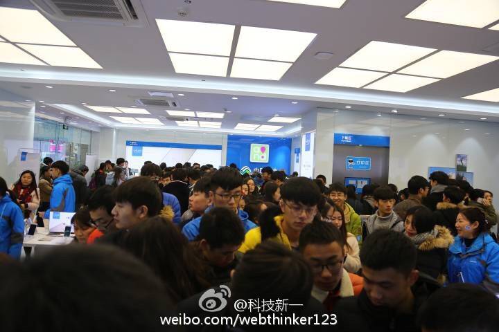 vivo X9今天开售，市场销售场景受欢迎，网民：觉得好假