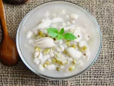 精选名中医养生药膳汤品,9个系列200多种汤方 食补药膳 第55张 精选名中医养生药膳汤品,9个系列200多种汤方 食补药膳 第55张
