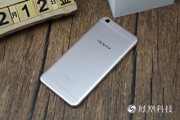 OPPO R9s Plus评测：性能给力、长续航的拍照神器